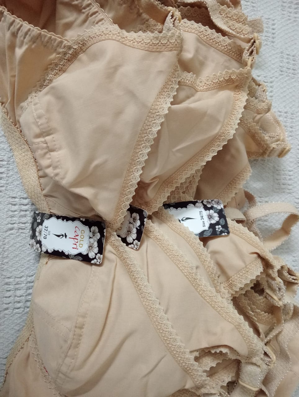 Ladies cotton bra with little embroidery